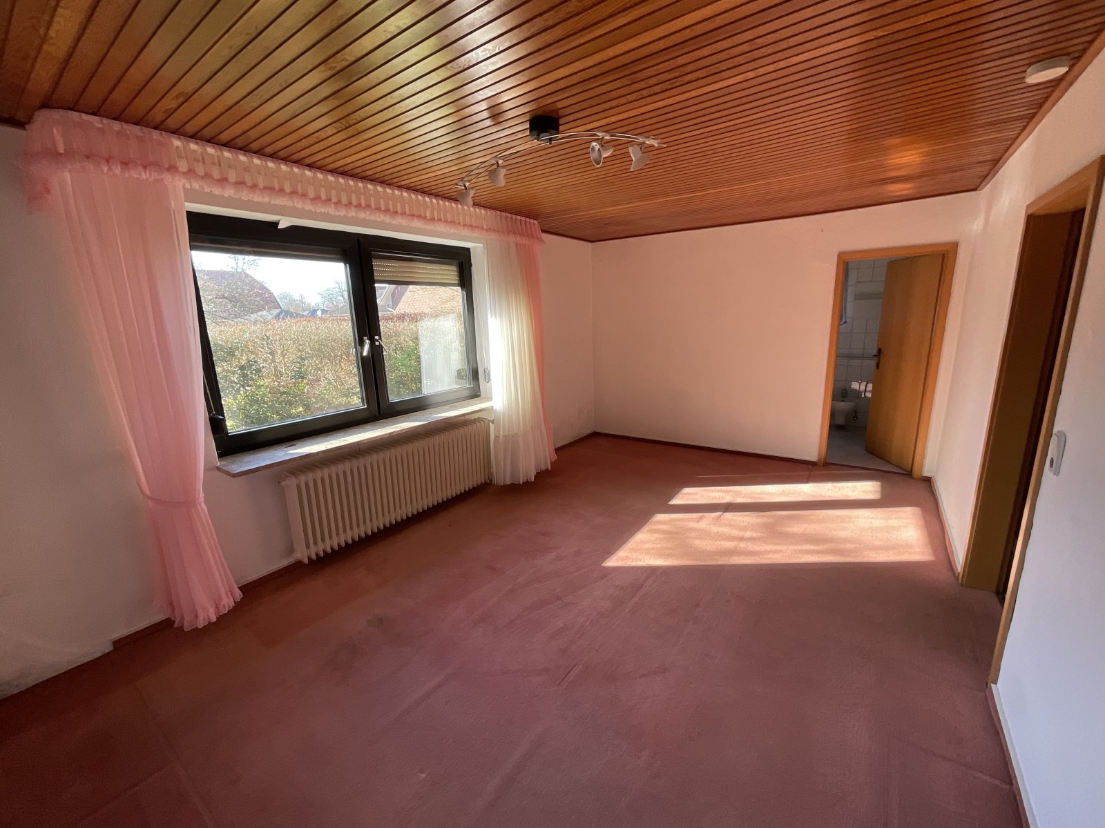 Viel Platz im Haus und ein zusätzlicher Bauplatz